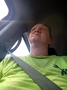 littlebitchesss – webcam model profile photo Image 8