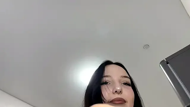 WhiteNoiseJoy – webcam model profile photo