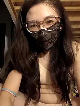 husa_Malikaa – webcam model profile photo Image 8