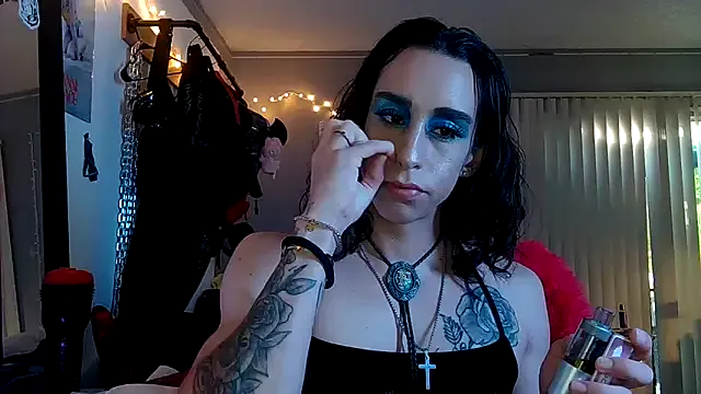 oficialaura – webcam model profile photo Image 4