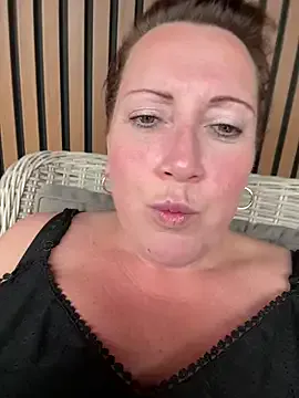 xsexycurvymilf Image 11