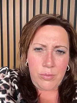 xsexycurvymilf Image 19