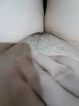 Almmaxxxx – webcam model profile photo Image 10