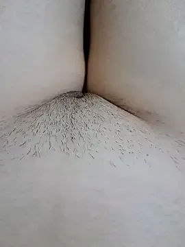 Almmaxxxx – webcam model profile photo Image 5