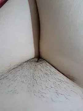 Almmaxxxx – webcam model profile photo Image 7