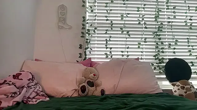 porndivasophia – webcam model profile photo Image 3