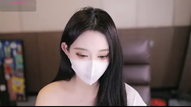 Inked_lorena – webcam model profile photo Image 14