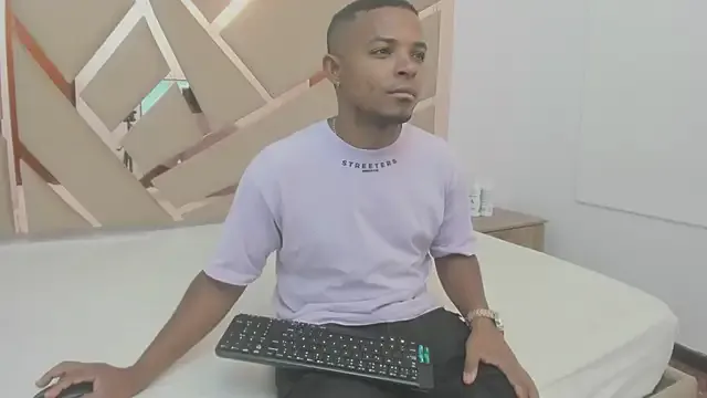 liaglamour – webcam model profile photo Image 16