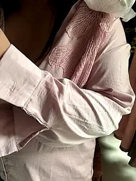 serenahall_ – webcam model profile photo Image 3