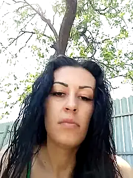 yesonee – webcam model profile photo Image 2