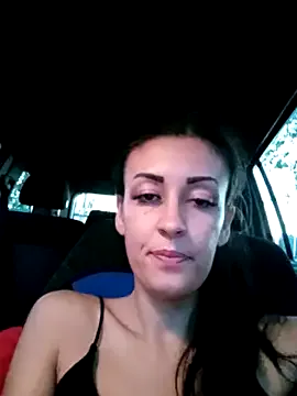 yesonee – webcam model profile photo Image 9