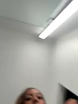 JayJayPink – webcam model profile photo Image 19