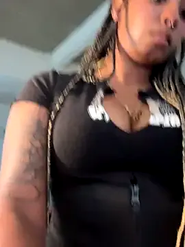 JayJayPink – webcam model profile photo Image 3