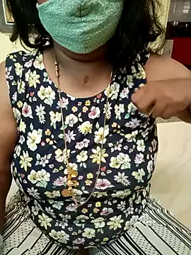 play_sex2023 – webcam model profile photo Image 2