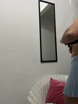 YuehLuv666 Image 17