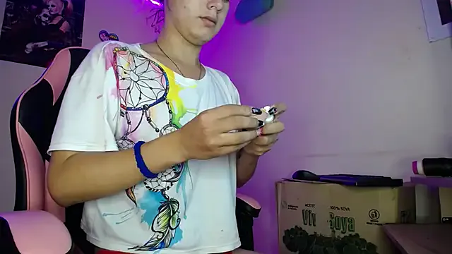 niuniuhenhuai2025 – webcam model profile photo Image 2