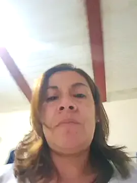 L_Sofia – webcam model profile photo Image 17