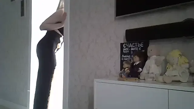 ZarinaSwift Image 4